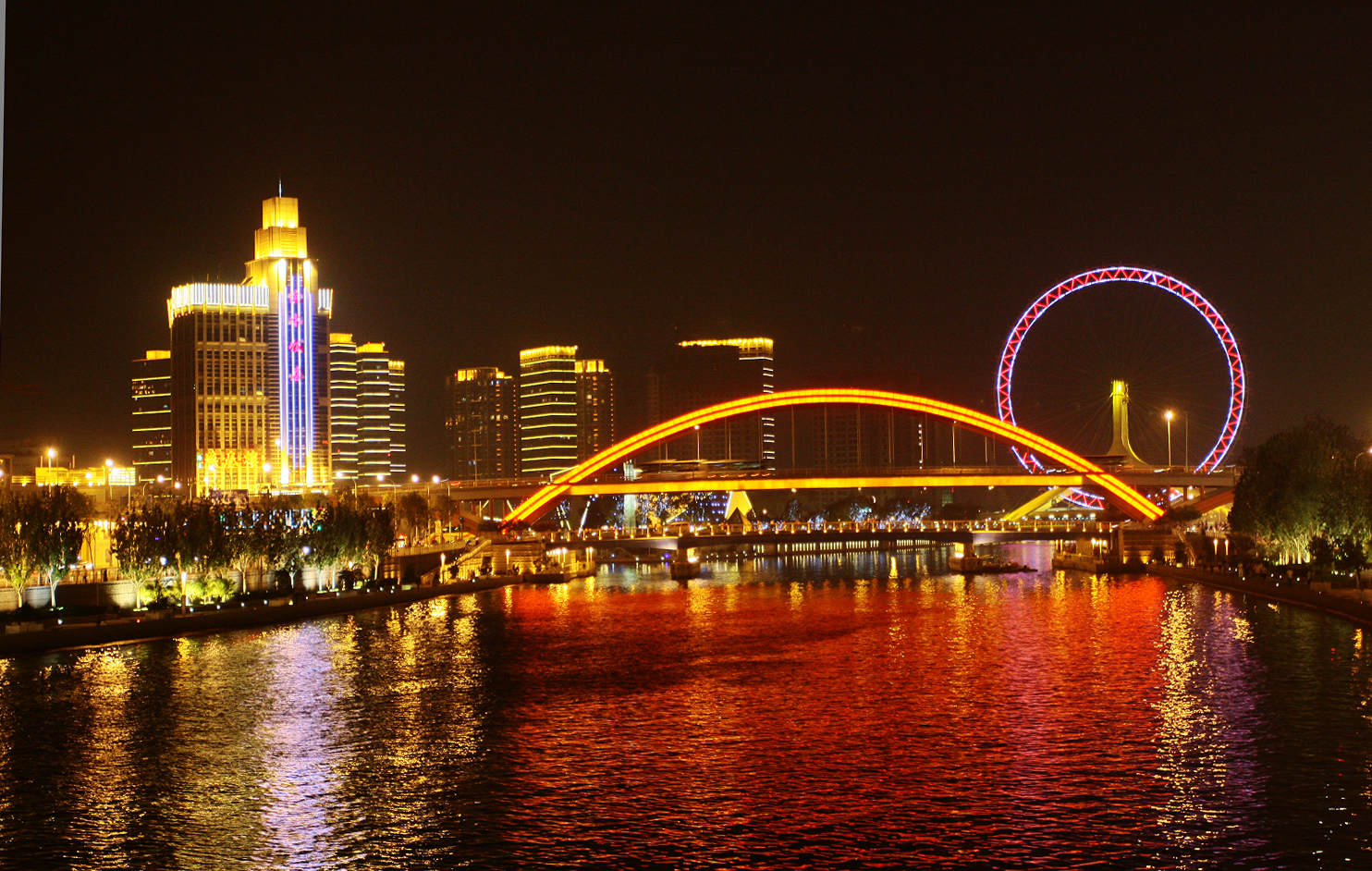 美丽的天津夜景