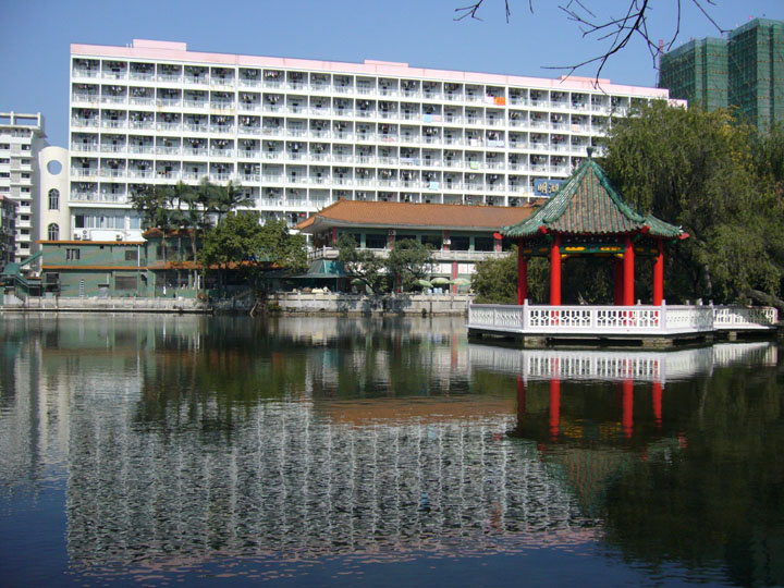 广州暨南大学回珠海有班车吗?最晚是晚上几点钟?没有学生证多少钱?